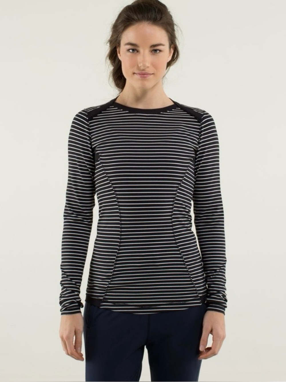 Lululemon Base Runner Long Sleeve
Parallel Stripe size 2 EUC